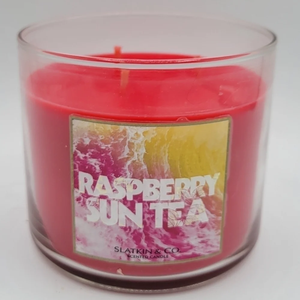 Bath and Body Works Raspberry Sun Tea 3 wick Candle - Picture 4 of 4